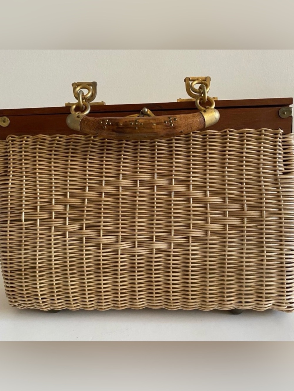 Vintage 1950-1960 British Hon Kong Neutral Wicker Handbag - Picture 2 of 5